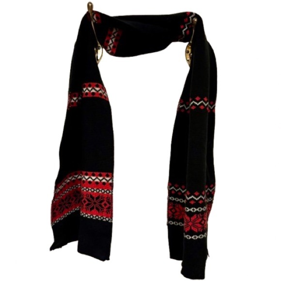 GAP Vintage Black and Red Fair Isle Scarf - Picture 2 of 4